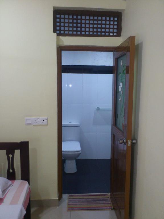 Green Woods Guest Kandy Habitación foto